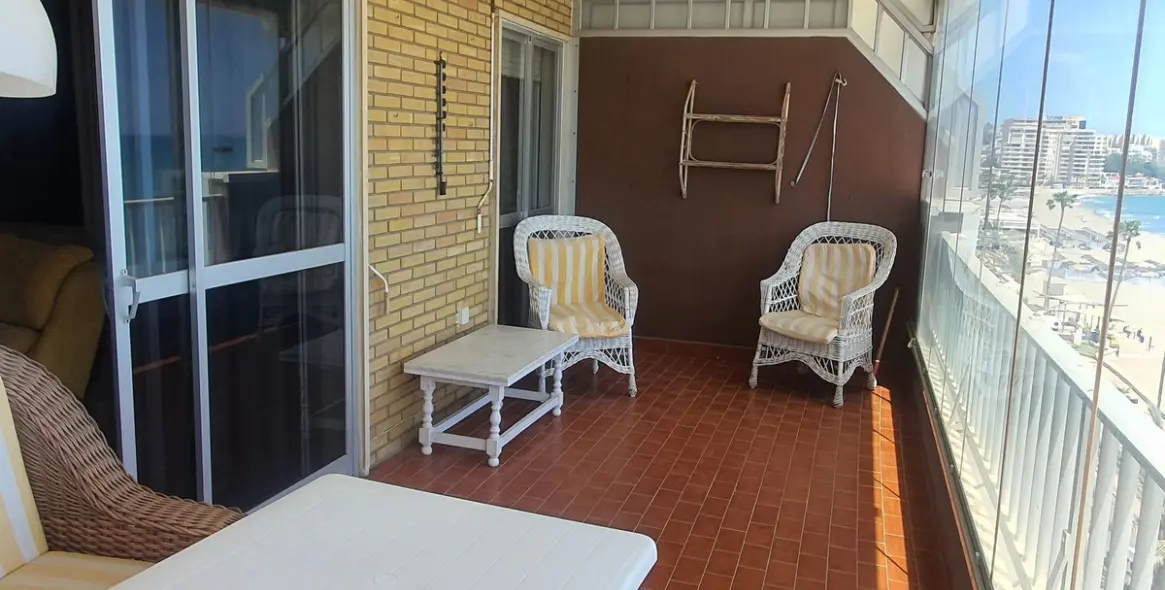 Sale of middle floor apartment in Fuengirola 8