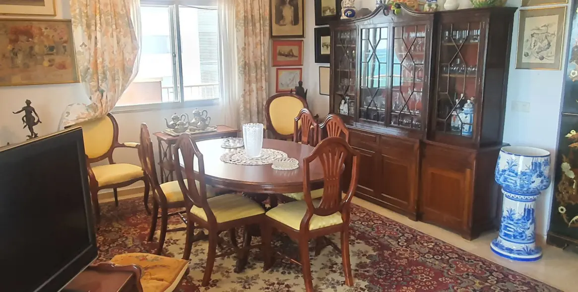 Sale of middle floor apartment in Fuengirola 20