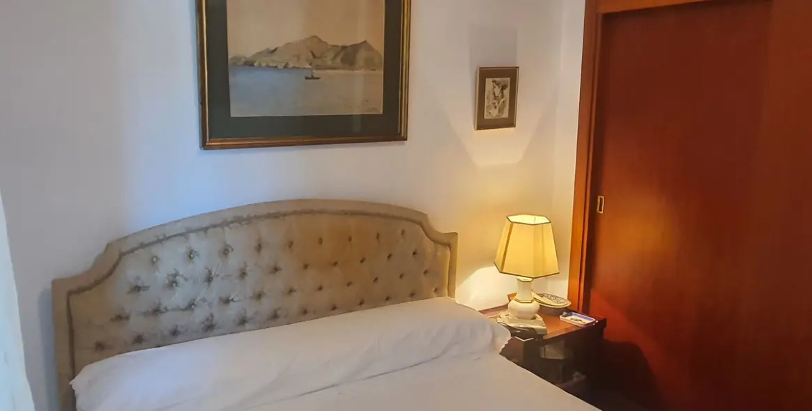 Sale of middle floor apartment in Fuengirola 27