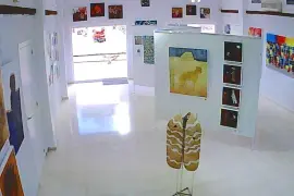 Image 3 thumb