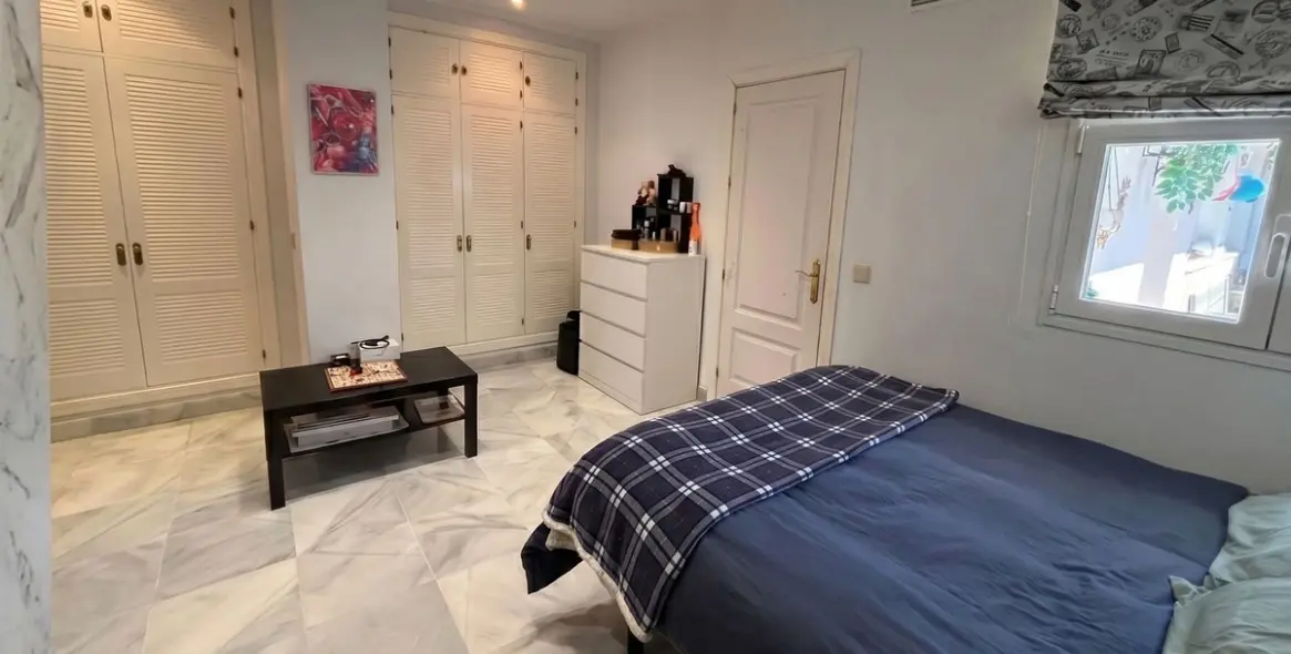 Sale of penthouse duplex in Nagüeles 1