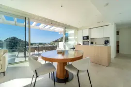 Image 4 thumb