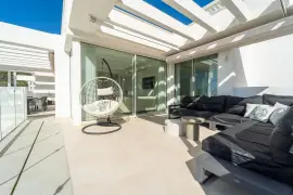 Image 6 thumb