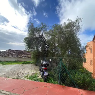 Продажа  жилого участка в Los Pacos