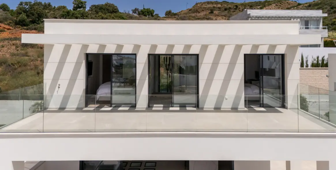 Продажа  отдельно стоящей виллы в La Cala de Mijas 39