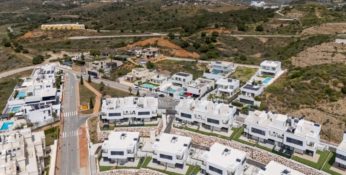 Продажа  отдельно стоящей виллы в La Cala de Mijas 46