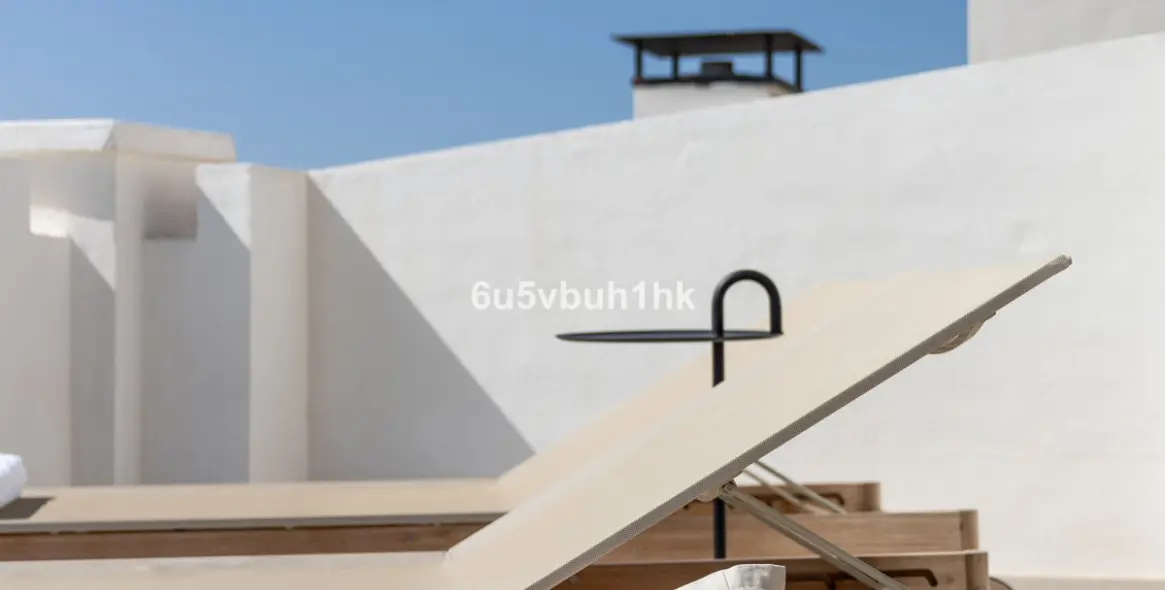 Sale of penthouse duplex in Nueva Andalucía 8