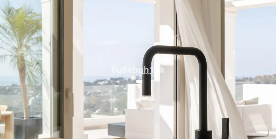 Sale of penthouse duplex in Nueva Andalucía 17