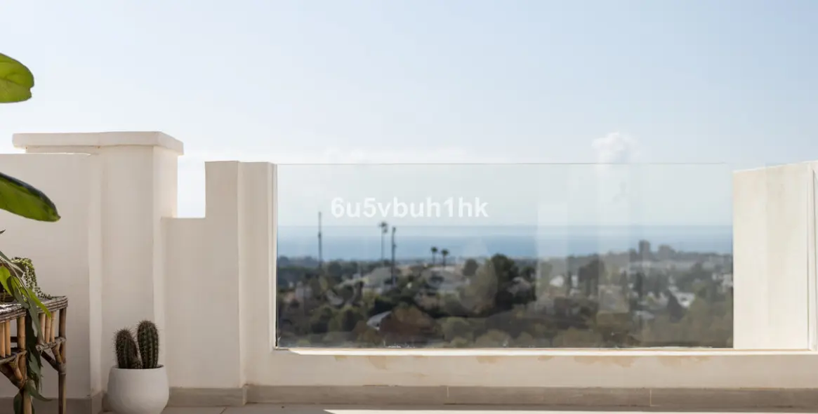 Sale of penthouse duplex in Nueva Andalucía 48
