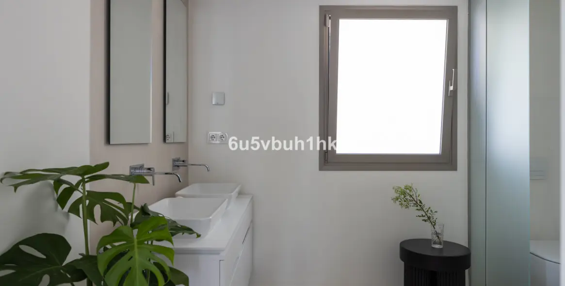 Sale of penthouse duplex in Nueva Andalucía 67