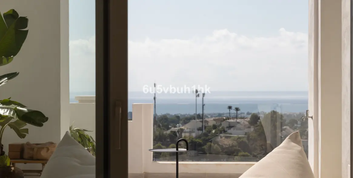 Sale of penthouse duplex in Nueva Andalucía 72