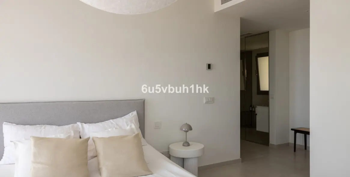 Sale of penthouse duplex in Nueva Andalucía 79