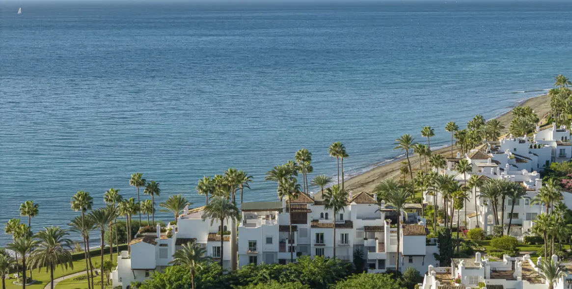 Продажа апартаментов на первом этаже в Estepona 5