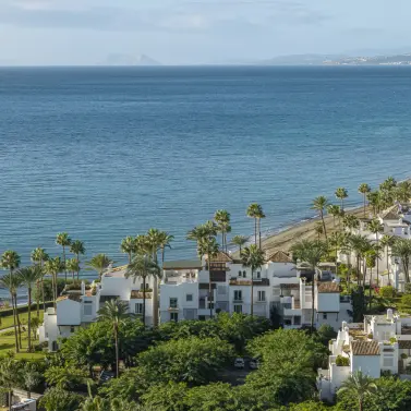 Продажа апартаментов на первом этаже в Estepona