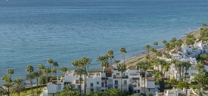 Продажа апартаментов на первом этаже в Estepona 4