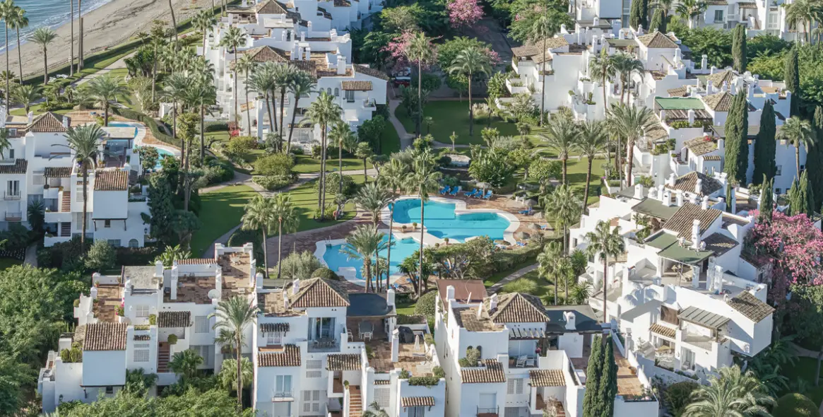 Продажа апартаментов на первом этаже в Estepona 7