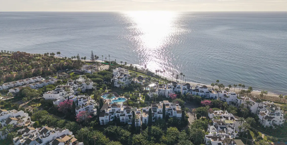 Продажа апартаментов на первом этаже в Estepona 11
