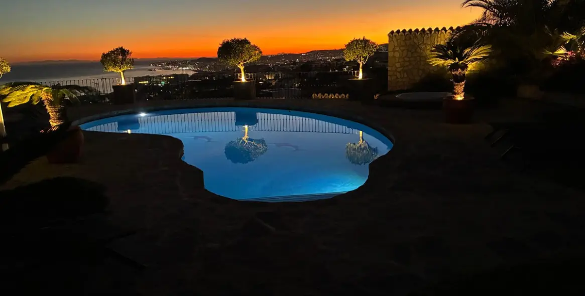 Продажа  отдельно стоящей виллы в Benalmadena 6