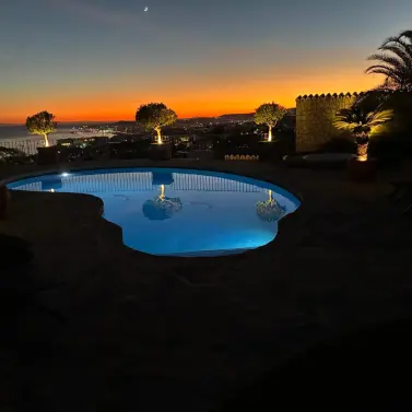 Продажа  отдельно стоящей виллы в Benalmadena