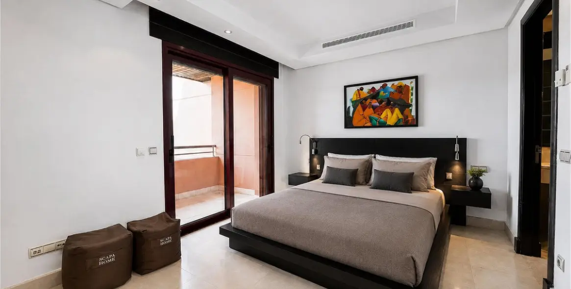 Sale of penthouse in Puerto Banús 11