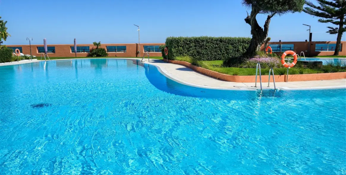 Sale of penthouse in Puerto Banús 18