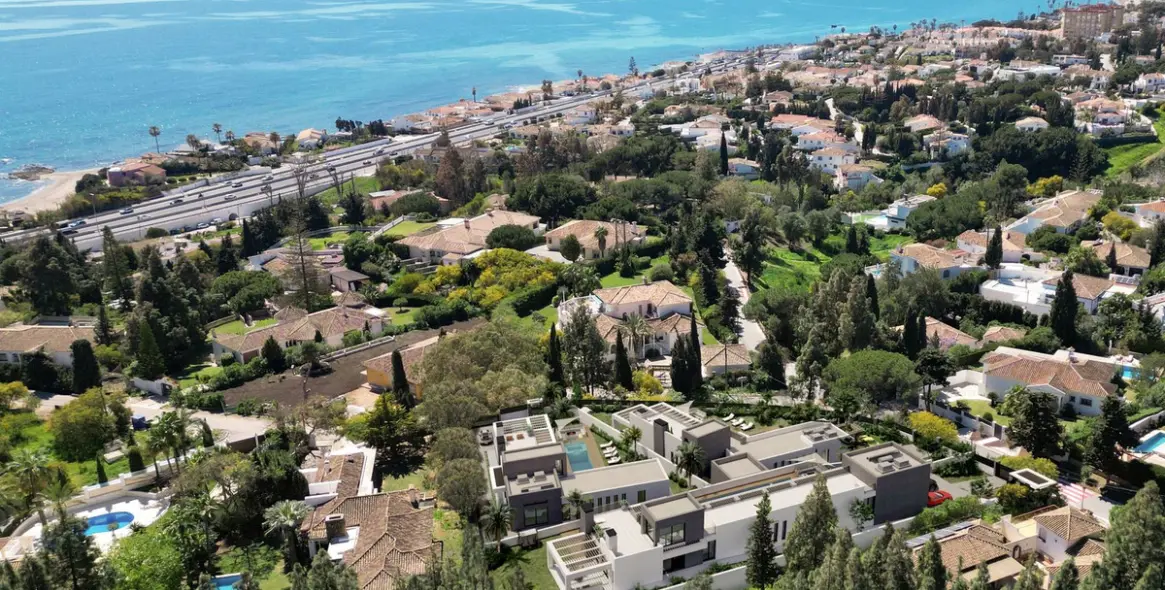 Продажа  отдельно стоящей виллы в Mijas 15