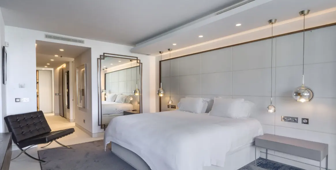 Продажа апартаментов на среднем этаже в The Golden Mile 5