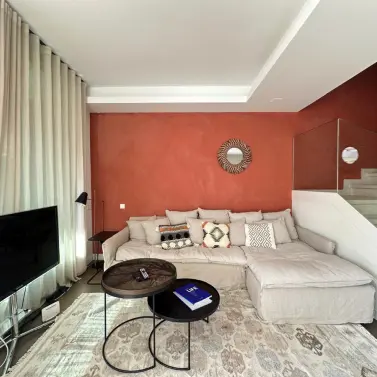 Short-term rent of townhouse in The Golden Mile
