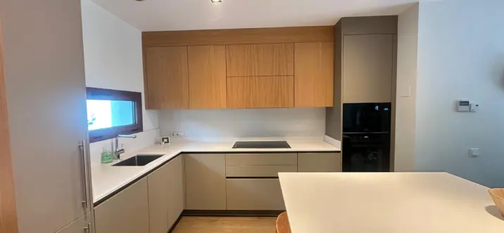 Short-term rent of townhouse in The Golden Mile 2