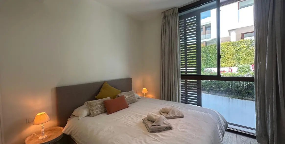 Short-term rent of townhouse in The Golden Mile 10