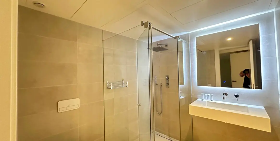 Short-term rent of townhouse in The Golden Mile 17