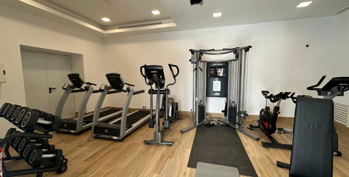 Short-term rent of townhouse in The Golden Mile 31