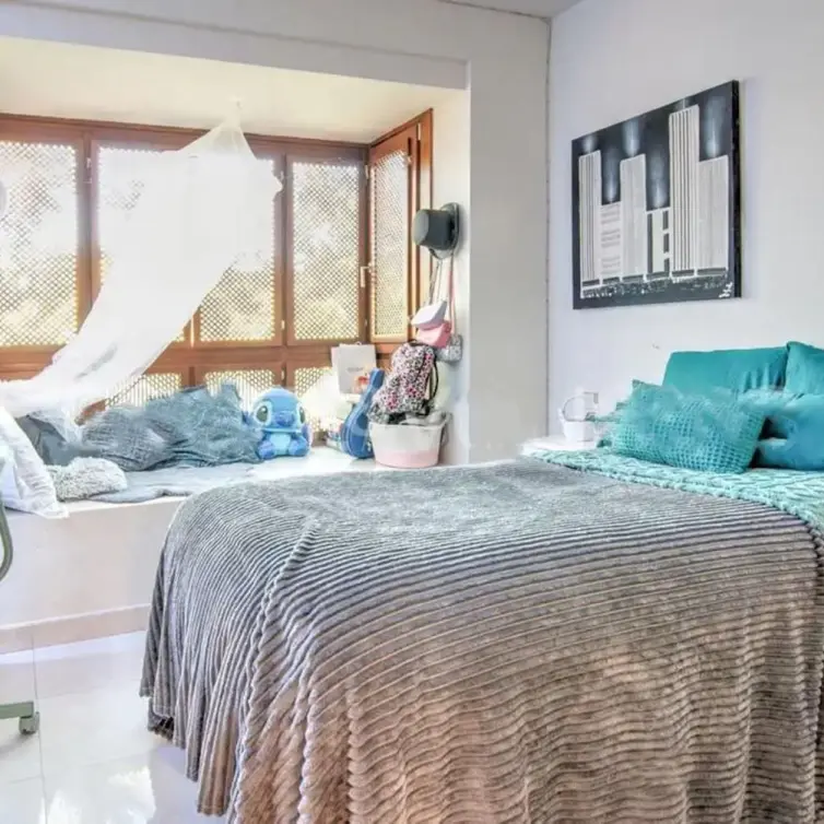 Sale of penthouse in New Golden Mile