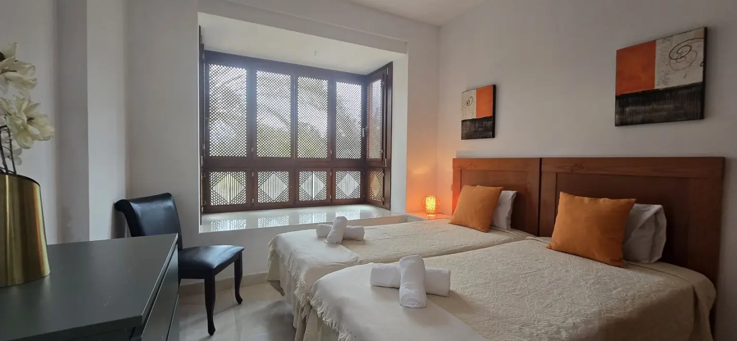 Sale of penthouse in New Golden Mile 3