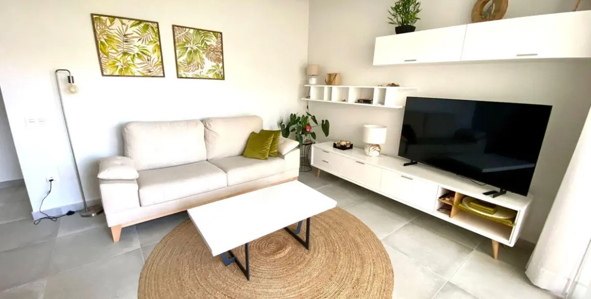 Sale of middle floor apartment in Marbella 21