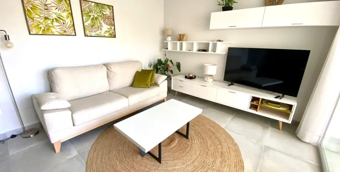 Sale of middle floor apartment in Marbella 22