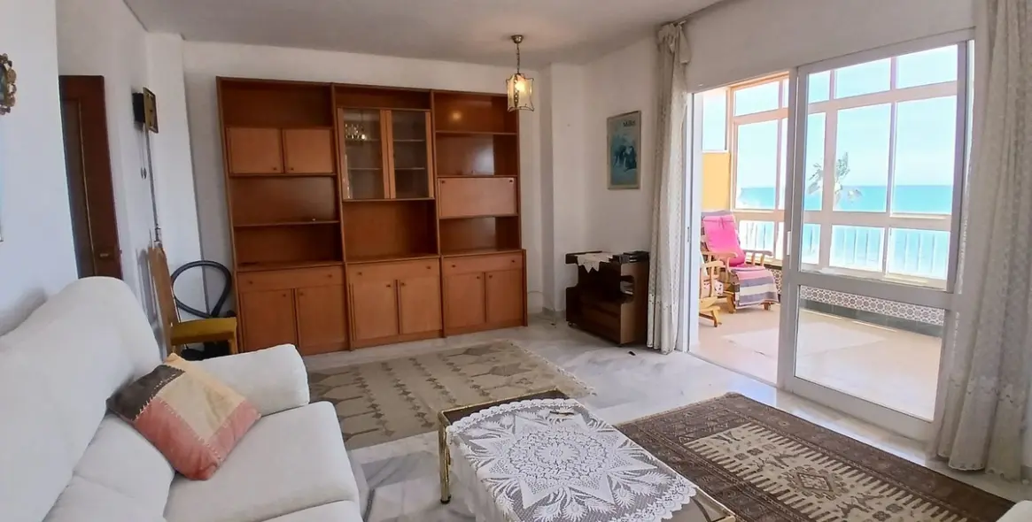 Venta de apartamento en planta media en Torreblanca 8
