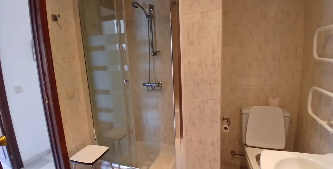 Venta de apartamento en planta media en Torreblanca 17