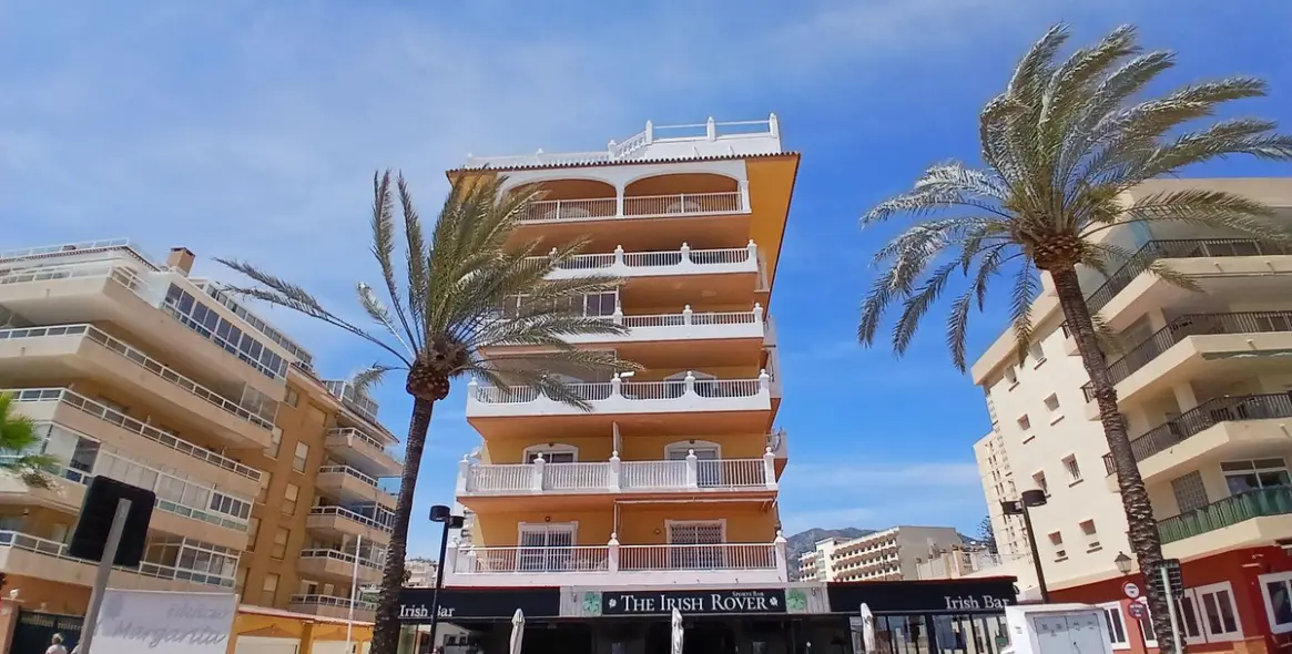 Venta de apartamento en planta media en Torreblanca 24