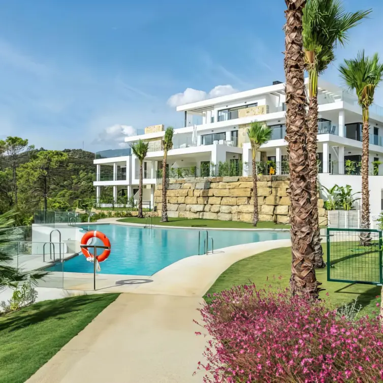 Sale of middle floor apartment in Selwo