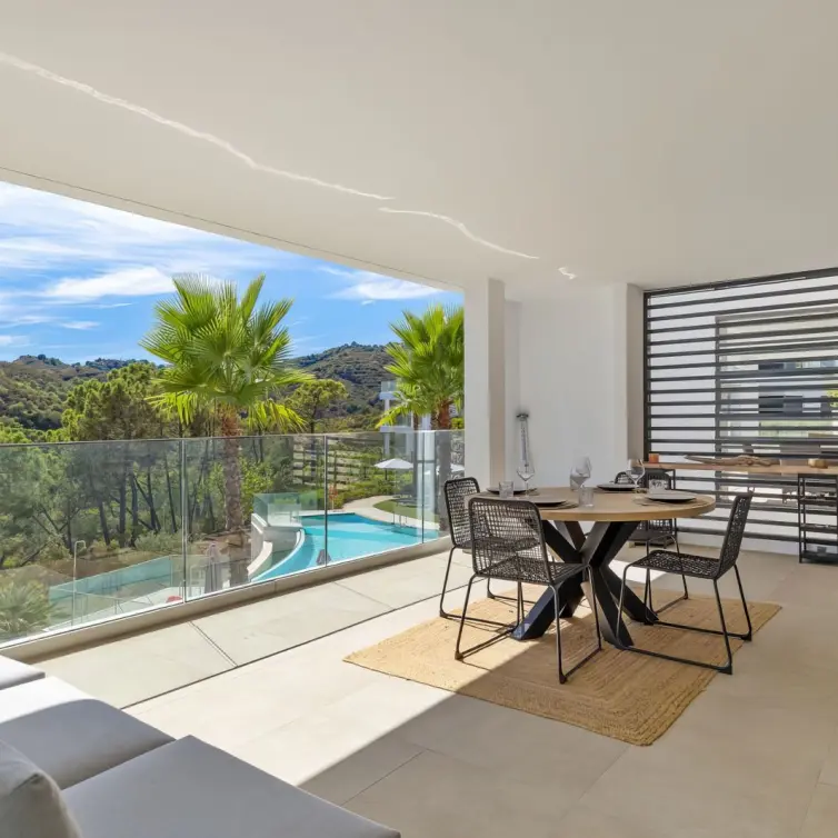 Sale of middle floor apartment in Selwo