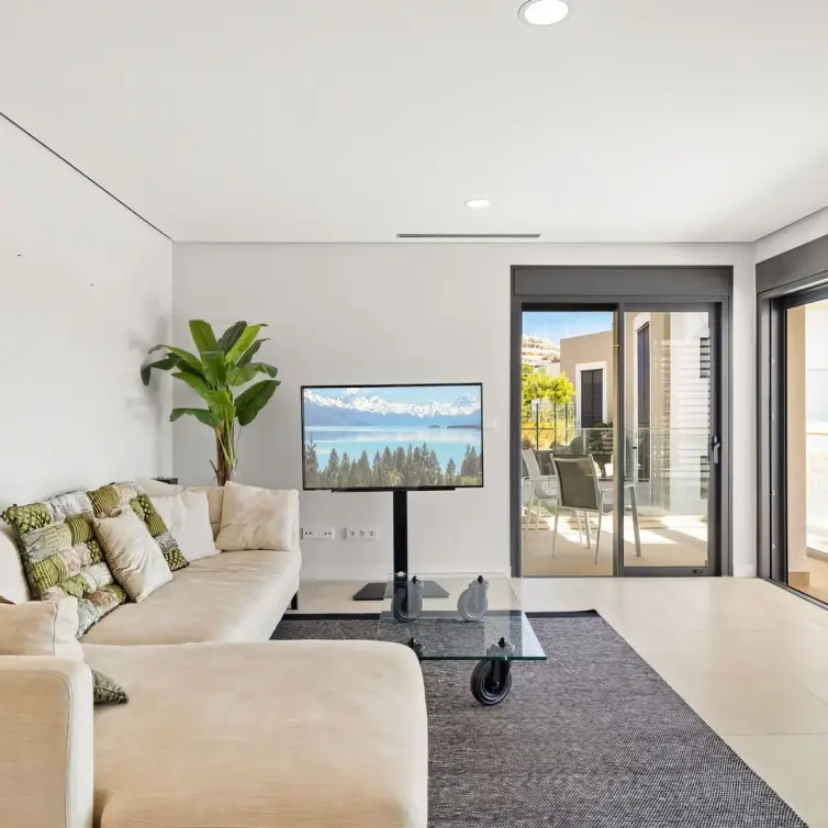 Sale of middle floor apartment in Selwo