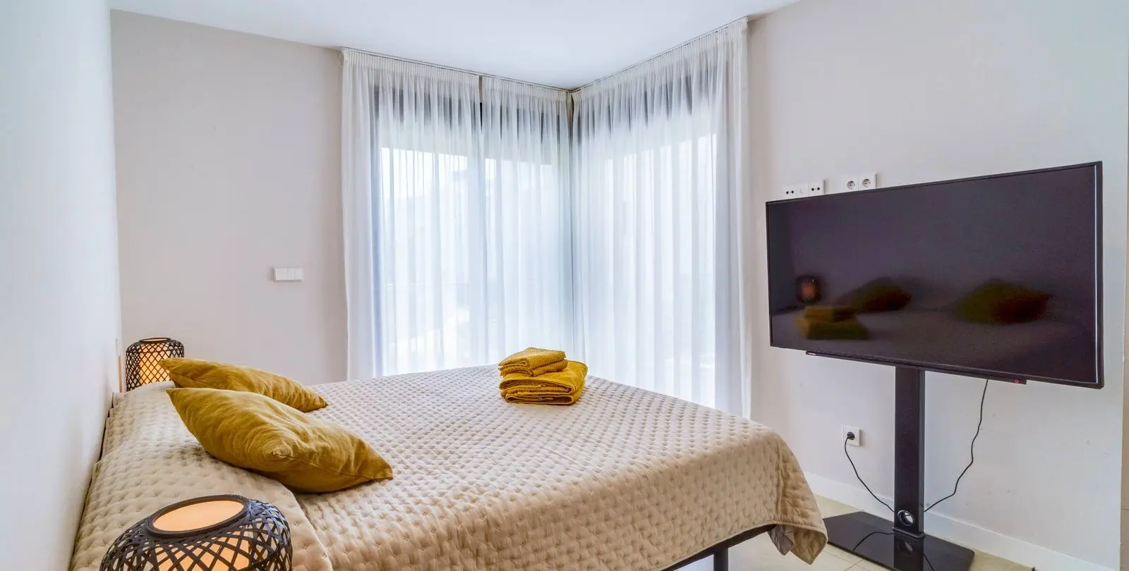 Sale of middle floor apartment in Selwo 16