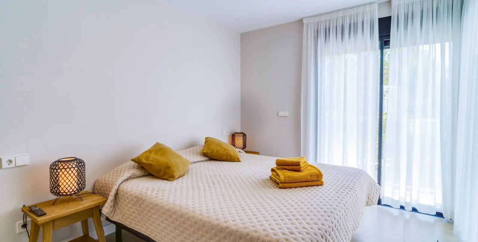 Sale of middle floor apartment in Selwo 17