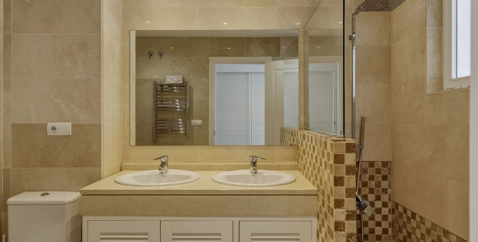 Sale of penthouse duplex in Los Arqueros 7