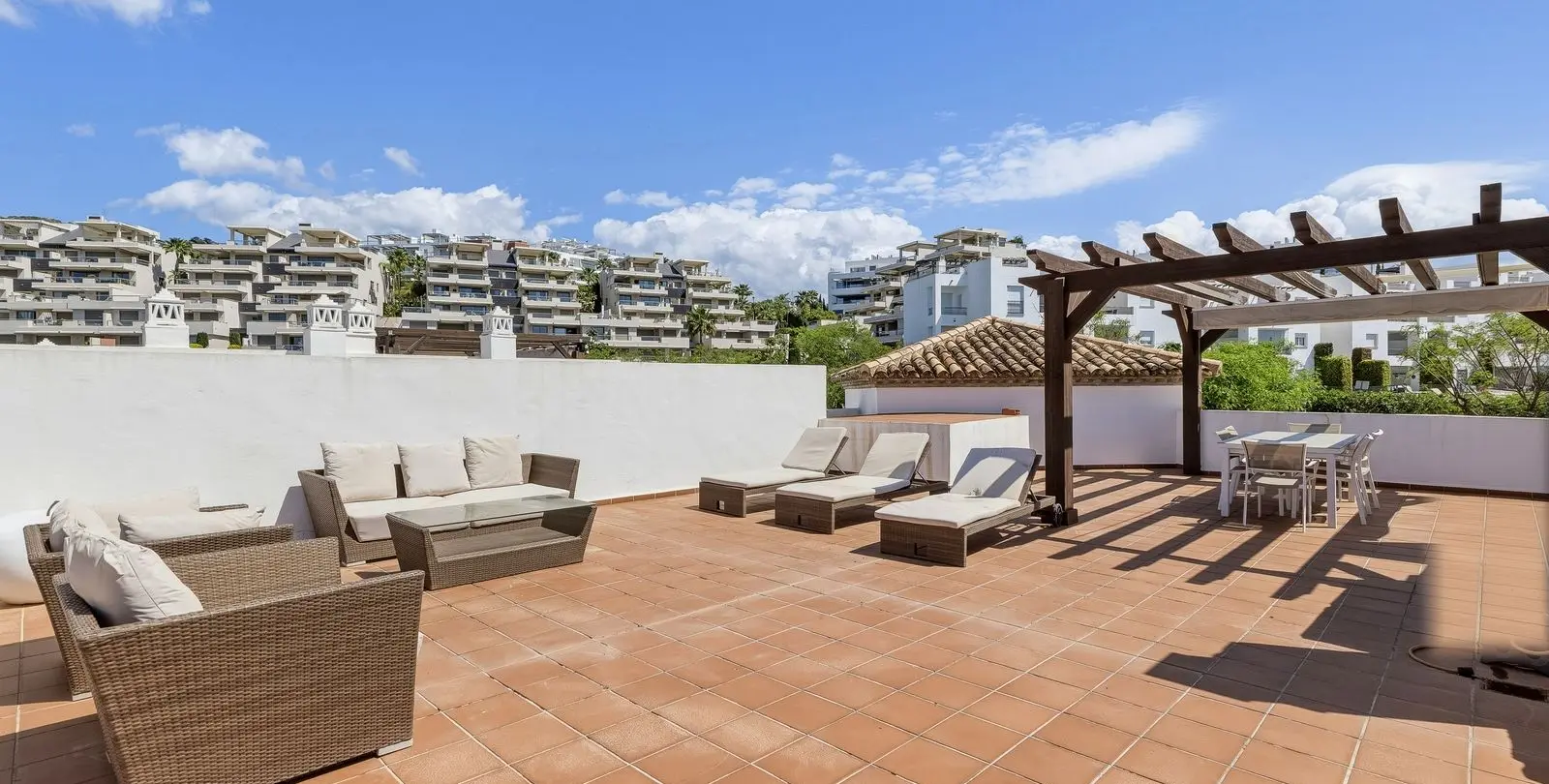 Sale of penthouse duplex in Los Arqueros 13