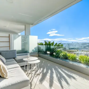Sale of ground floor apartment in Estepona