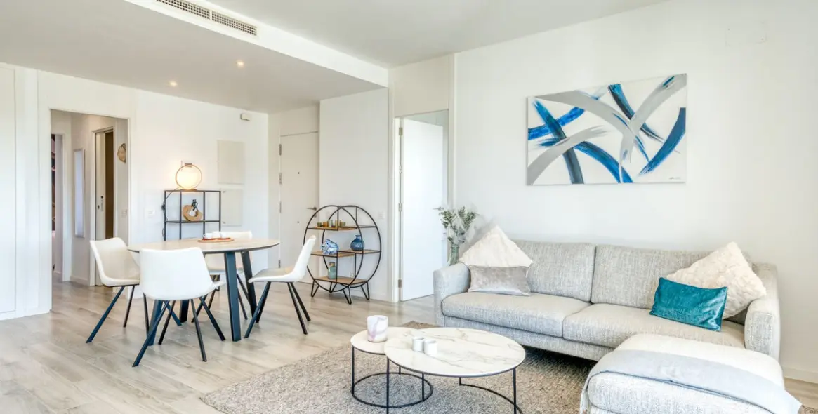 Sale of ground floor apartment in Estepona 13