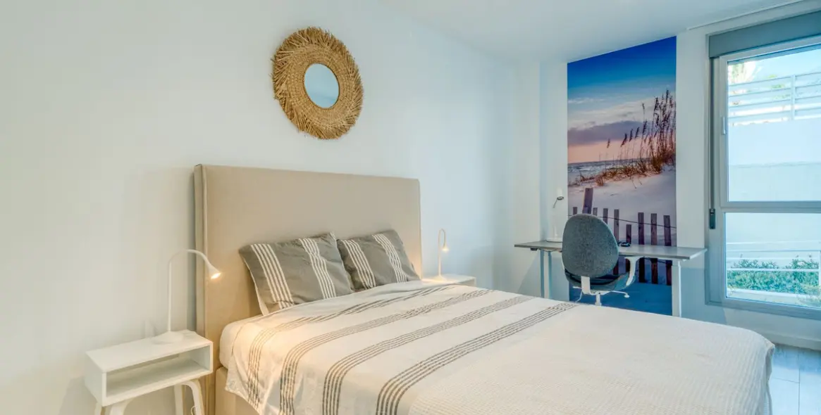Sale of ground floor apartment in Estepona 18