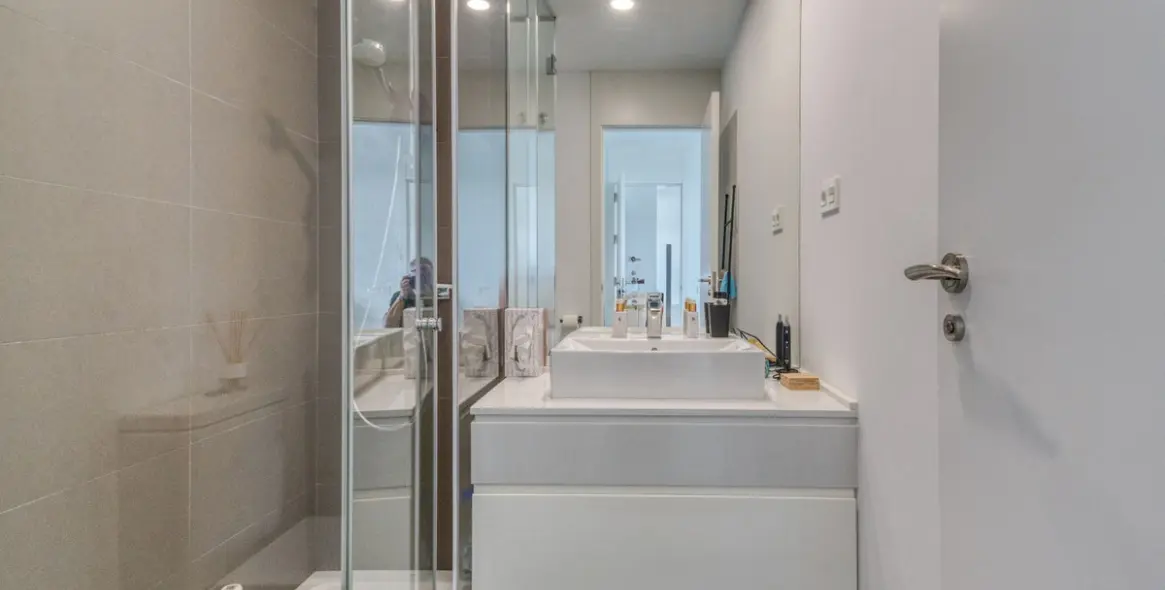 Sale of ground floor apartment in Estepona 26
